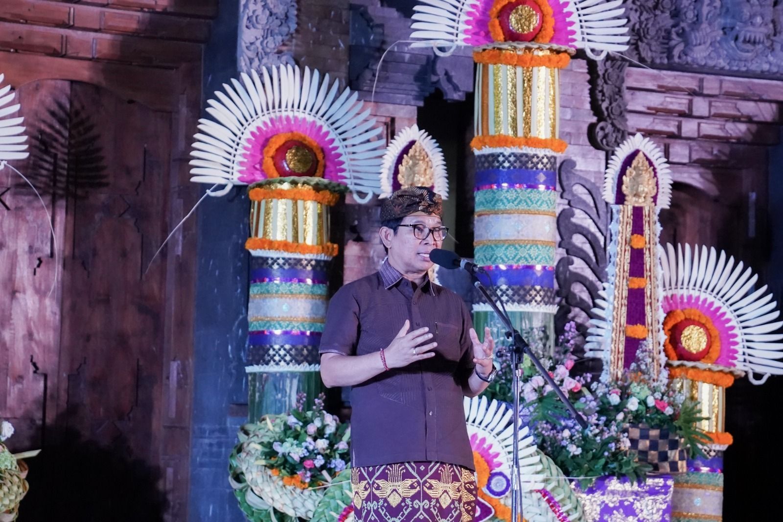 podiumnews.com-Penari Duta Badung Diminta Jaga Kebugaran